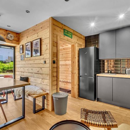 Apartments Von-Roll Рокитнице над Ийзероу Екстериор снимка