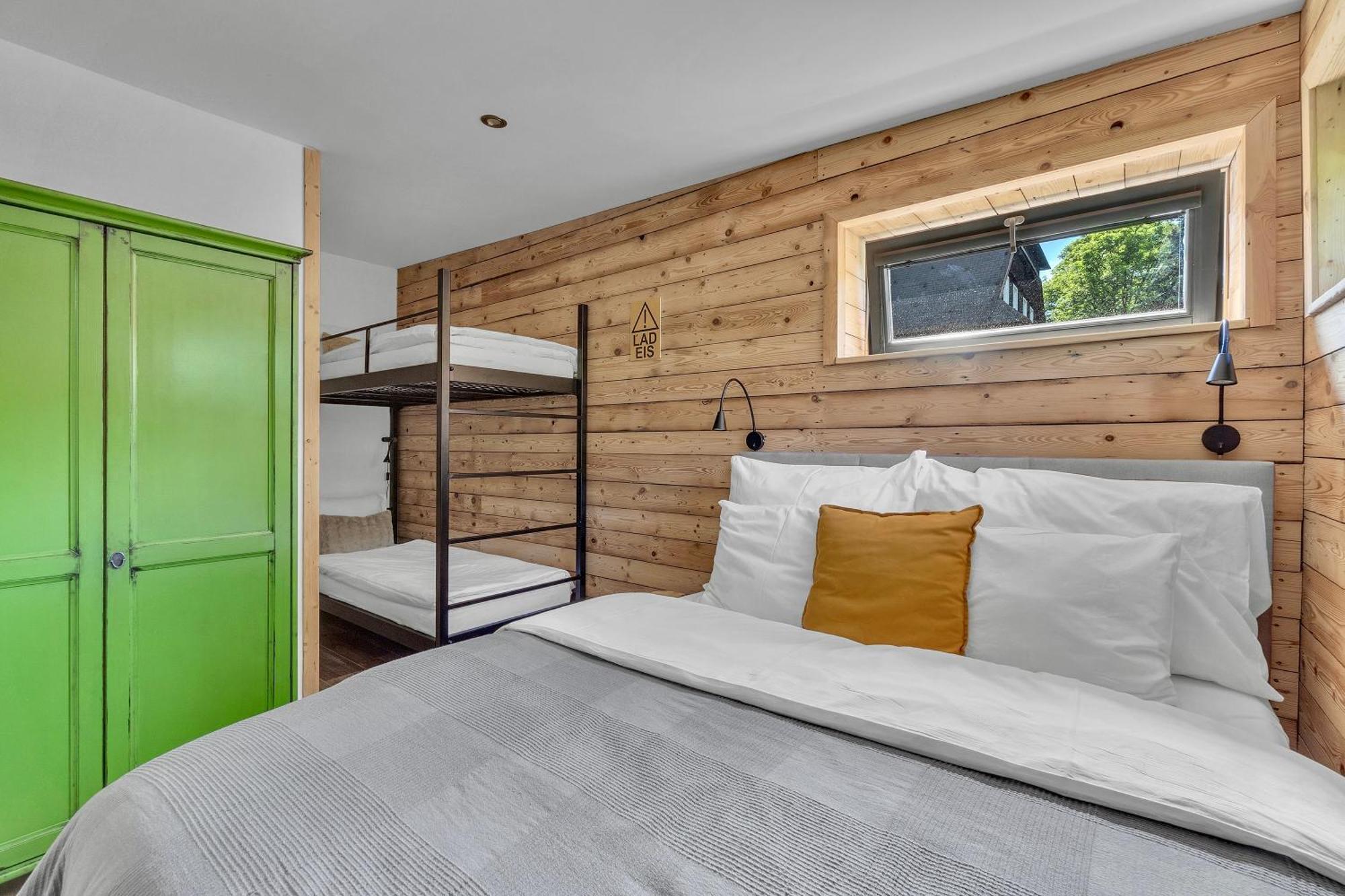 Apartments Von-Roll Рокитнице над Ийзероу Екстериор снимка