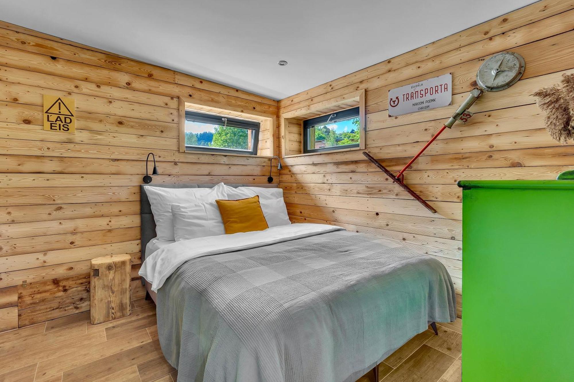 Apartments Von-Roll Рокитнице над Ийзероу Екстериор снимка