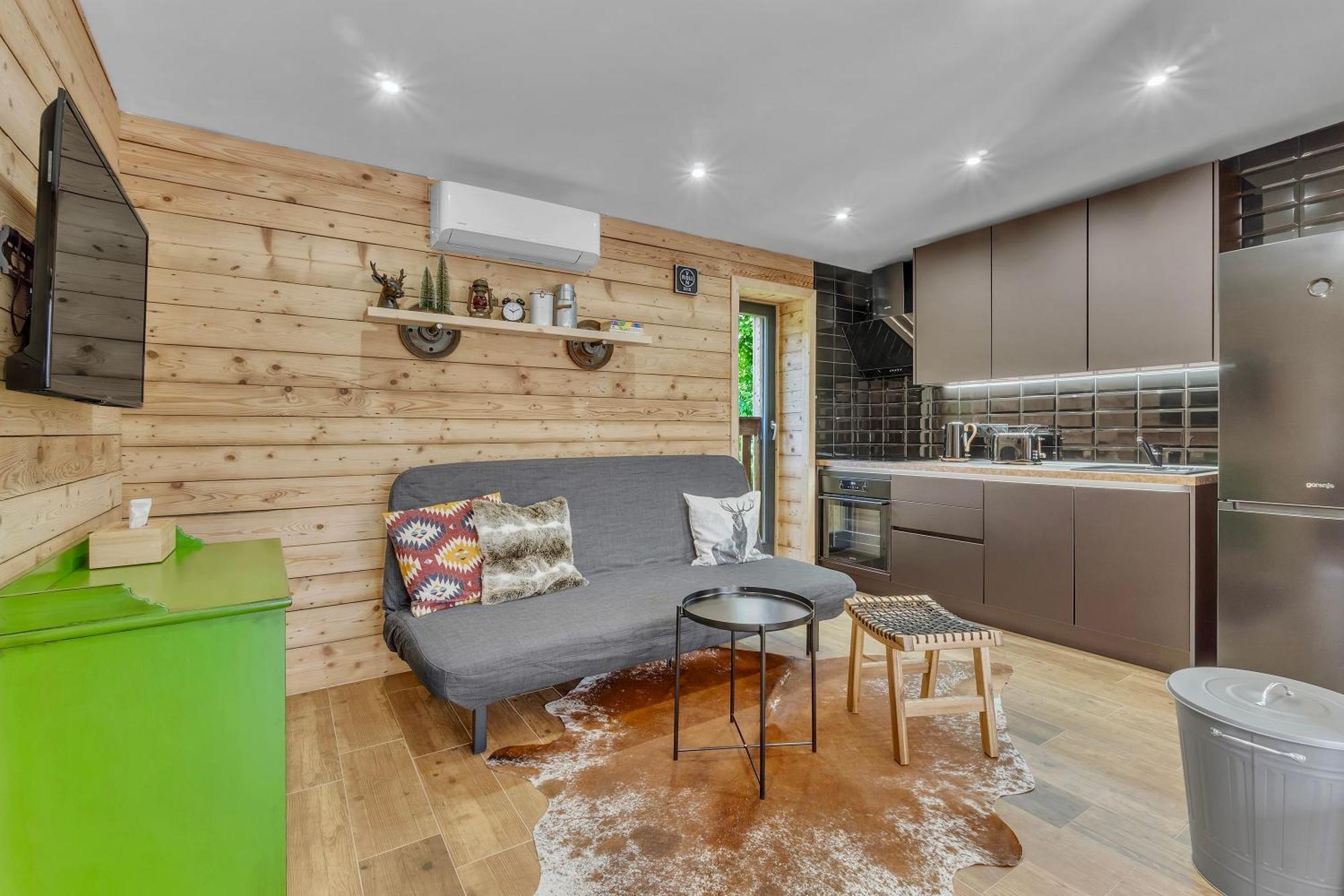 Apartments Von-Roll Рокитнице над Ийзероу Екстериор снимка